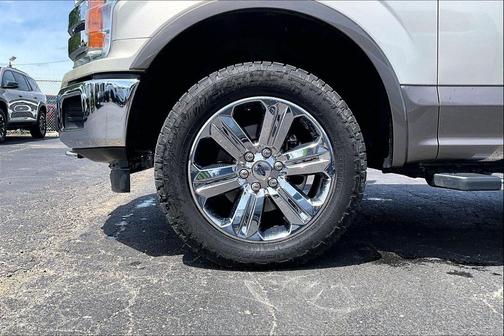 Oxford White 2018 Ford F-150 Lariat
