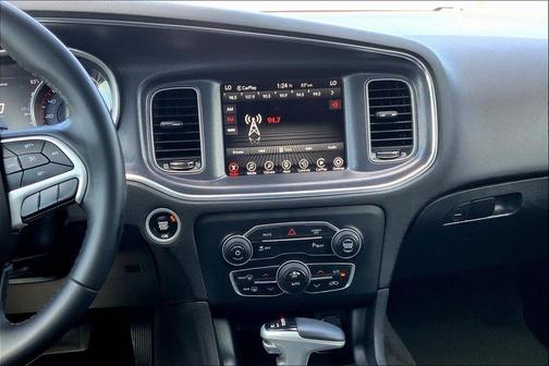 2017 Dodge Charger SXT