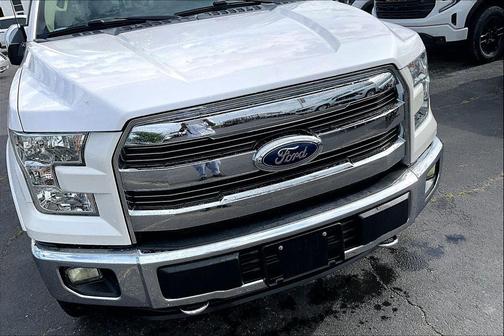 White Platinum Metallic Tri-Coat 2015 Ford F-150 Lariat