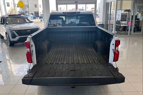 Summit White 2026 Chevrolet Silverado 1500 ZR2