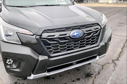 Crystal Black Silica 2023 Subaru Forester Wilderness