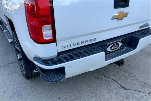 2017 Chevrolet Silverado 1500 High Country