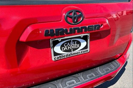 Barcelona Red Metallic 2018 Toyota 4Runner SR5