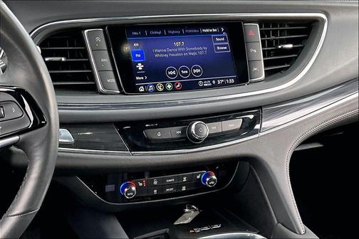2023 Buick Enclave Essence AWD