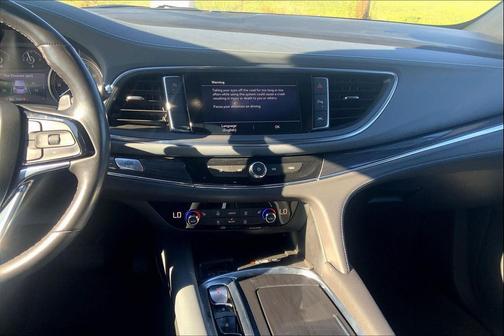 2023 Buick Enclave Essence FWD