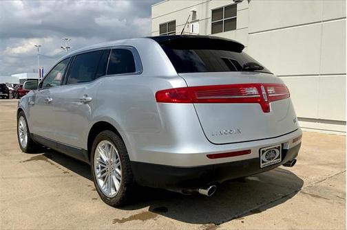 2019 Lincoln MKT Standard