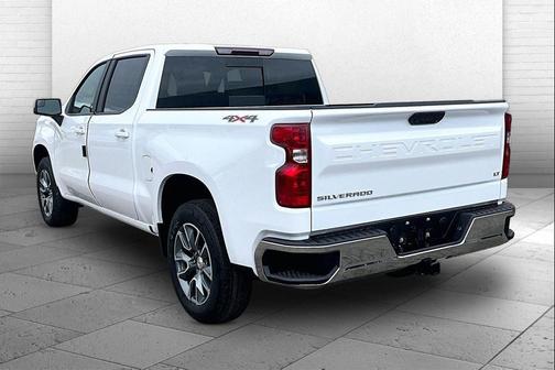 Summit White 2026 Chevrolet Silverado 1500 LT