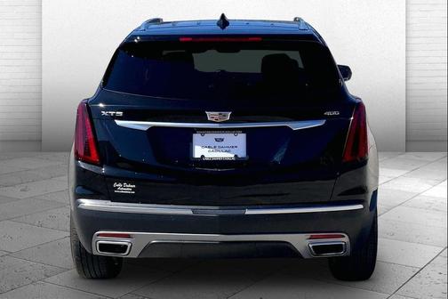 Stellar Black Metallic 2025 Cadillac XT5 Premium Luxury