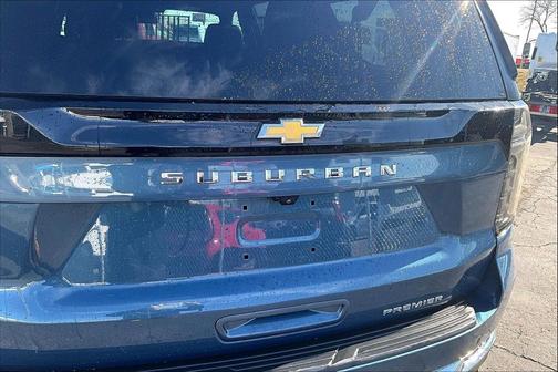 2025 Chevrolet Suburban Premier