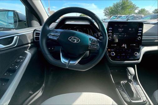 Stellar Silver 2022 Hyundai IONIQ Hybrid SE