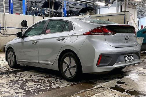 Stellar Silver 2022 Hyundai IONIQ Hybrid SE
