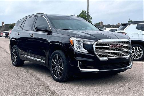 Ebony Twilight Metallic 2022 GMC Terrain Denali