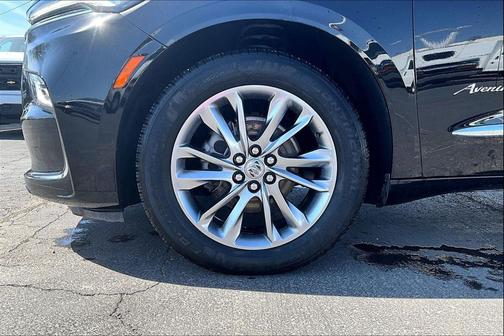 2024 Buick Enclave Avenir AWD
