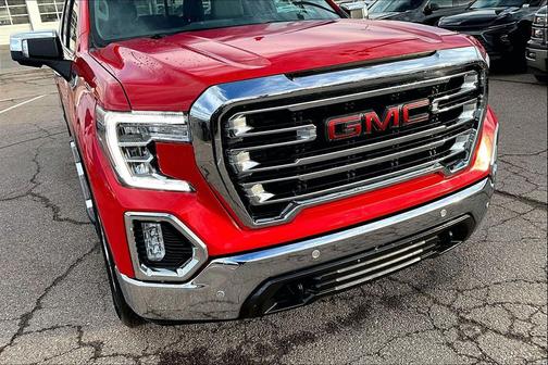 2022 GMC Sierra 1500 SLT