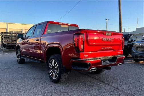 2025 GMC Sierra 1500 AT4