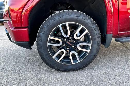 2025 GMC Sierra 1500 AT4