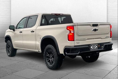 White Sands 2026 Chevrolet Silverado 1500 ZR2