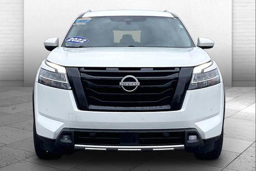 2022 Nissan Pathfinder SL 4WD