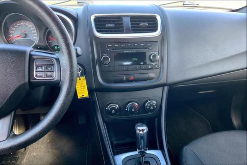 2012 Dodge Avenger SE