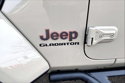 2022 Jeep Gladiator Mojave 4x4