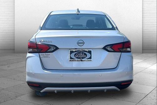 Brilliant Silver Metallic 2025 Nissan Versa 1.6 SV