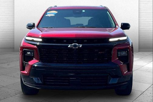 Radiant Red Tintcoat 2024 Chevrolet Traverse RS