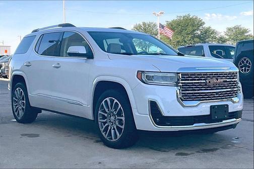 White Frost Tricoat 2023 GMC Acadia Denali