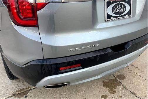 2023 GMC Acadia FWD SLE