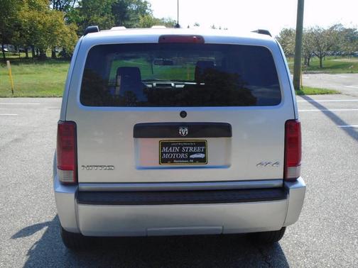 2008 Dodge Nitro SXT 4dr SUV 4WD
