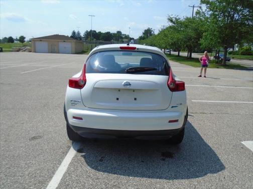 2013 Nissan Juke S AWD 4dr Crossover