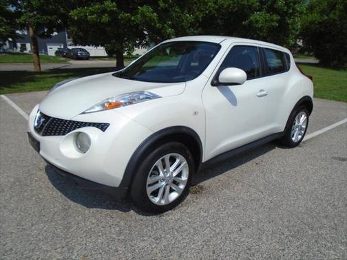2013 Nissan Juke S AWD 4dr Crossover