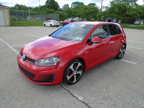 2015 Volkswagen Golf GTI 2.0T S 4-Door