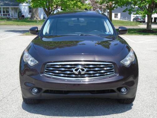 2010 INFINITI FX35 Base