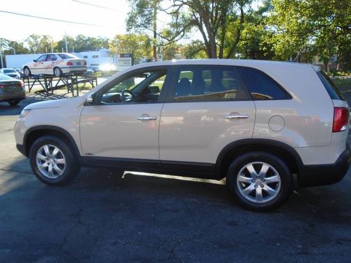 2011 Kia Sorento LX