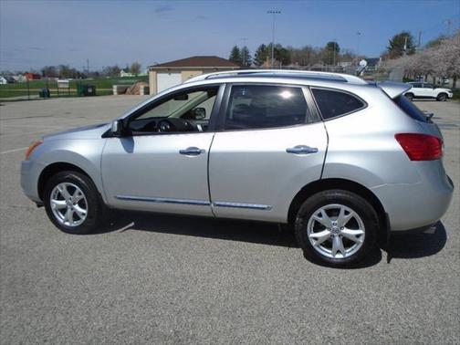 2011 Nissan Rogue SV