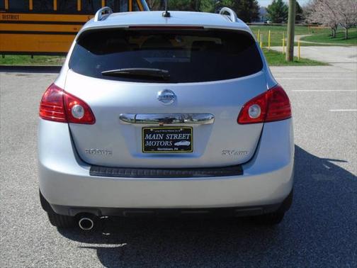 2011 Nissan Rogue SV