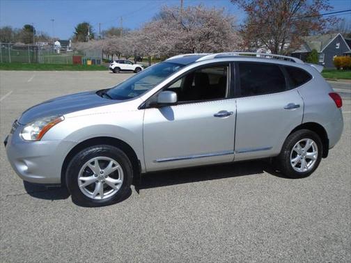 2011 Nissan Rogue SV