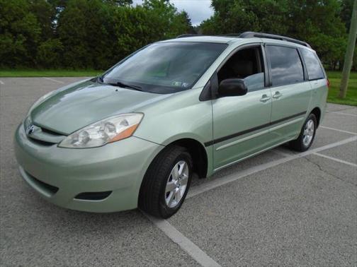2008 Toyota Sienna LE