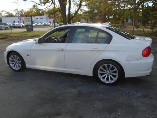 2011 BMW 328 328i xDrive AWD 4dr Sedan SULEV