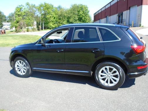 Black 2013 Audi Q5 2.0T Premium Plus