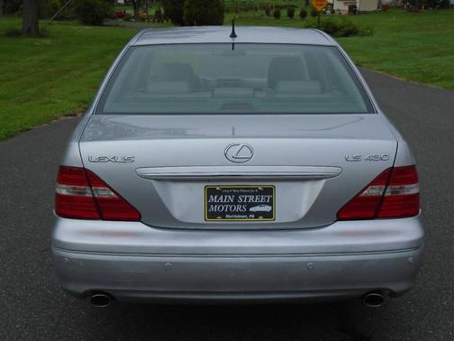 Silver 2004 Lexus LS 430 Base