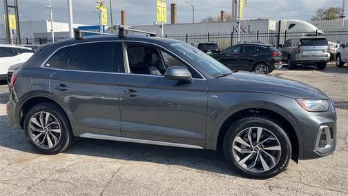 2023 Audi Q5 45 S line Premium Plus