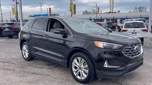 2022 Ford Edge Titanium