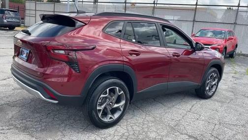 2025 Chevrolet Trax LT