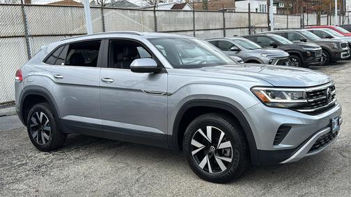 2021 Volkswagen Atlas Cross Sport 2.0T SE