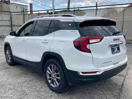 2023 GMC Terrain SLT