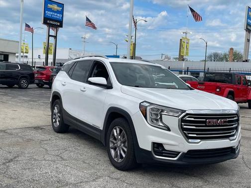 2023 GMC Terrain SLT