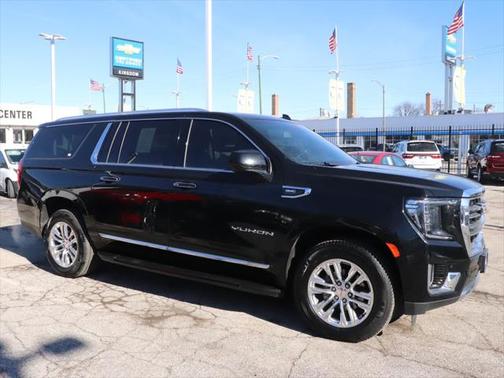 2022 GMC Yukon XL SLT