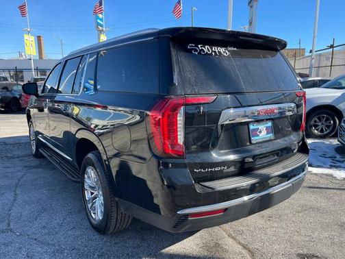 2022 GMC Yukon XL SLT