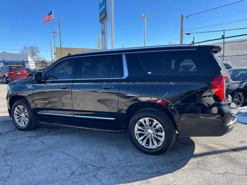 2022 GMC Yukon XL SLT